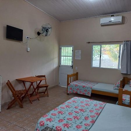 Locacao P Final De Semana Mourada Terrea Hotell Caraguatatuba Exteriör bild