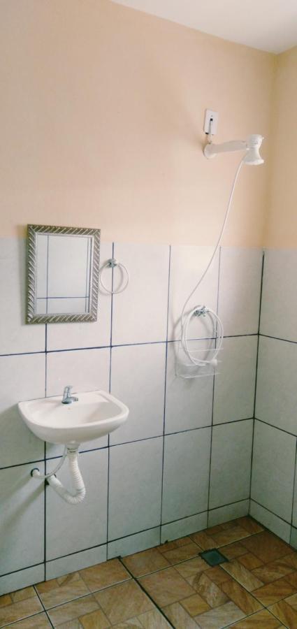 Locacao P Final De Semana Mourada Terrea Hotell Caraguatatuba Exteriör bild