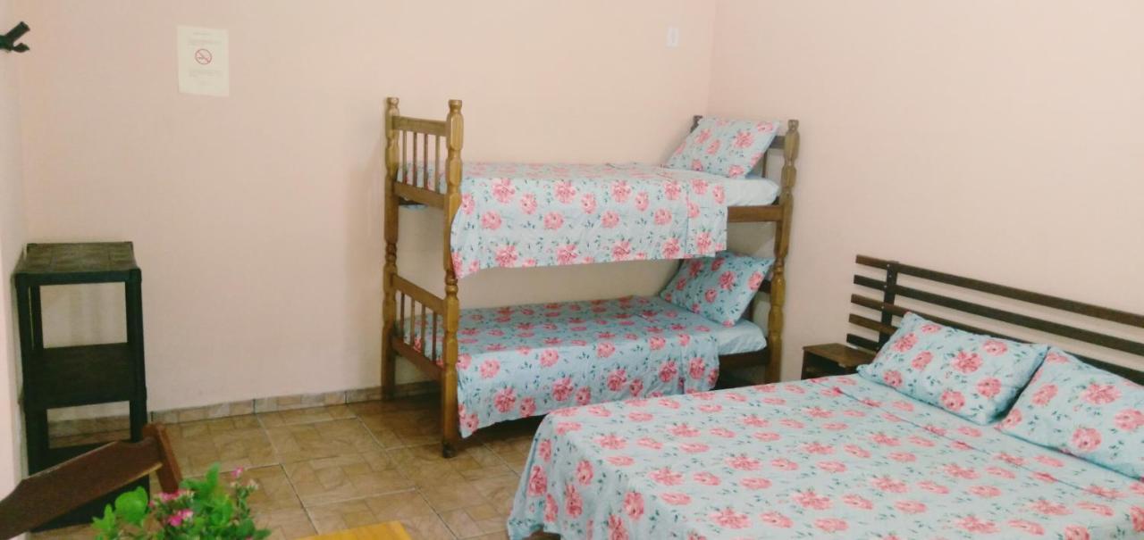 Locacao P Final De Semana Mourada Terrea Hotell Caraguatatuba Exteriör bild