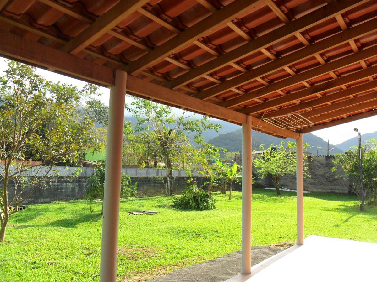 Locacao P Final De Semana Mourada Terrea Hotell Caraguatatuba Exteriör bild