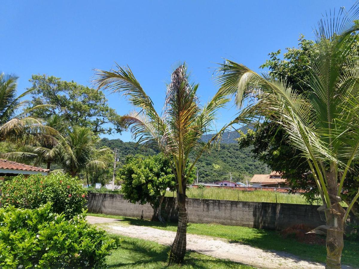 Locacao P Final De Semana Mourada Terrea Hotell Caraguatatuba Exteriör bild